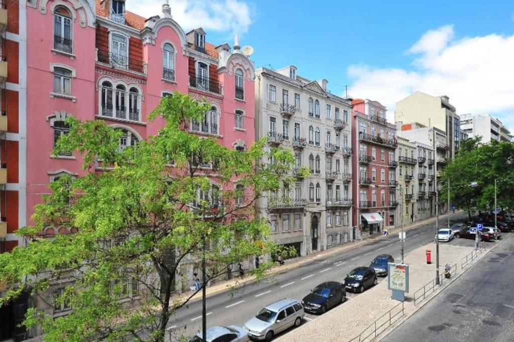 Downtown 7 Bedroom Apartment - Liberdade Lisbon Luaran gambar