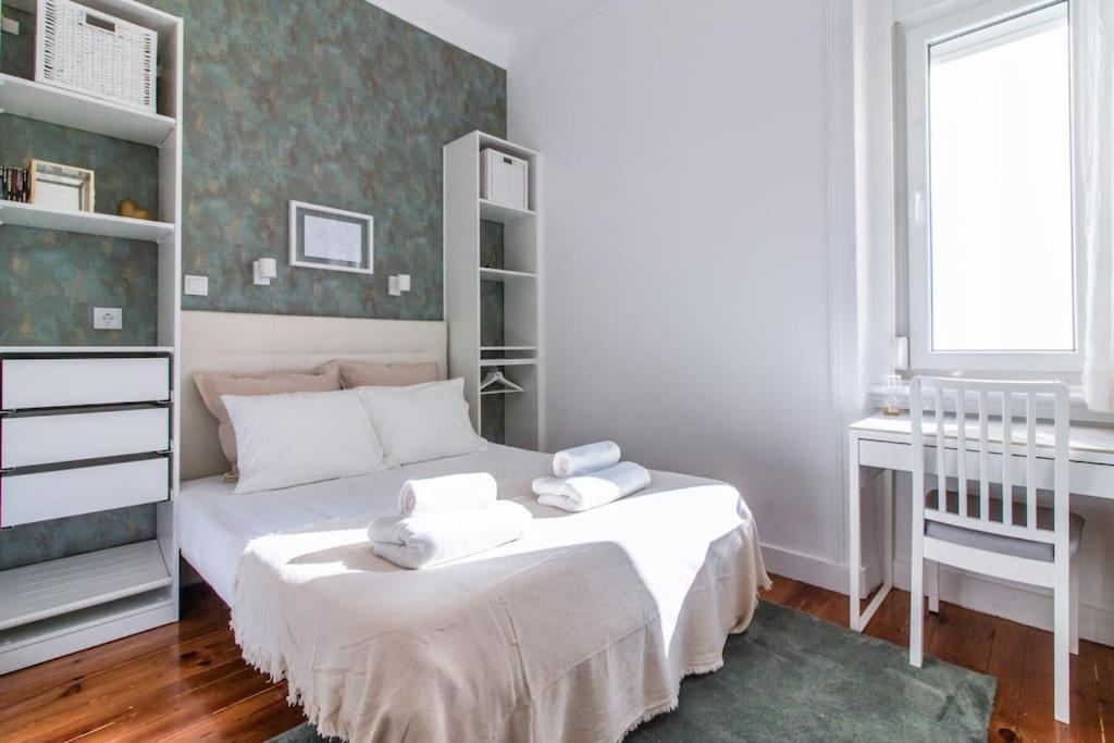 Downtown 7 Bedroom Apartment - Liberdade Lisbon Luaran gambar
